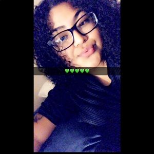 Meet your Posher, Erika